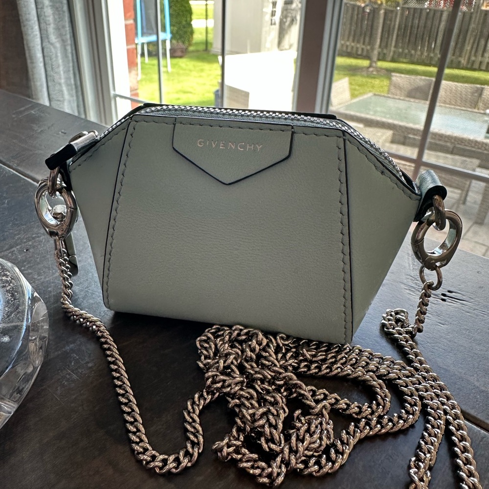 Givenchy Sac Noir Baby Antigona-light blue - Picture 3 of 15